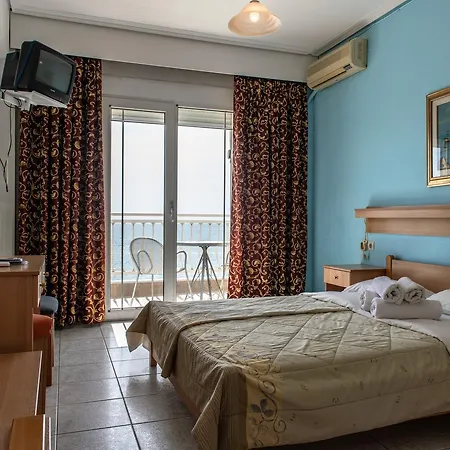Themis Apartment *