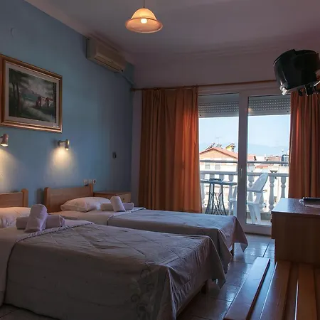 Themis Apartment *
